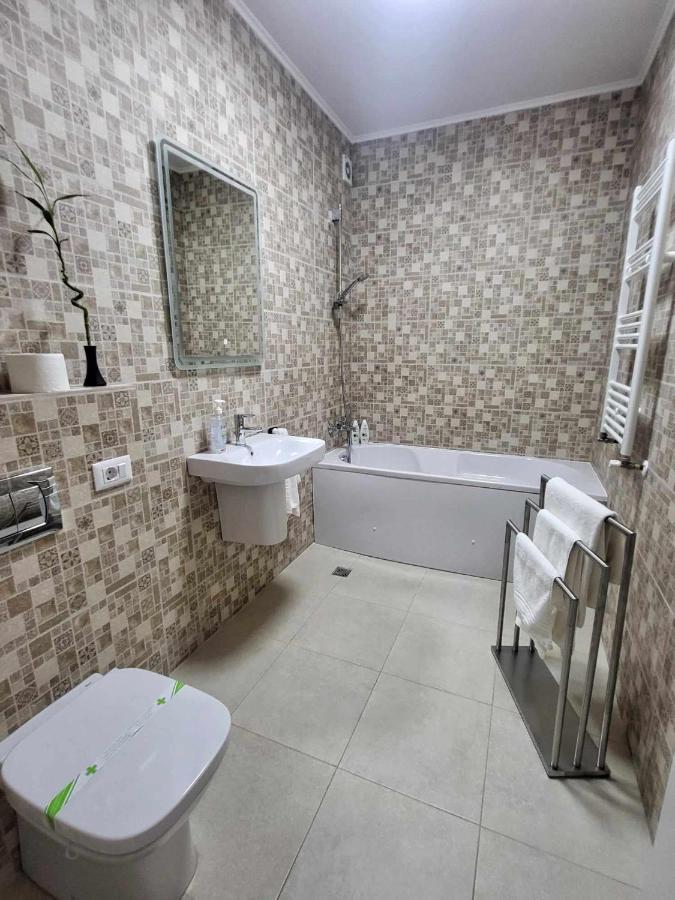 Sika Sunny Garden Apartment Αράντ Εξωτερικό φωτογραφία